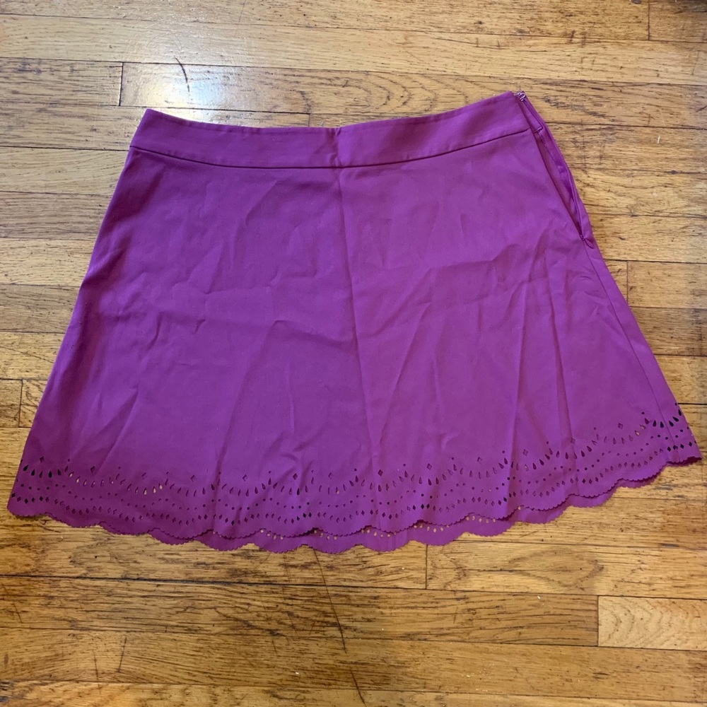 LOFT Scallop Skirt